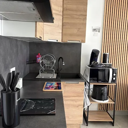 T2 Dans Jolie Avec Piscine Apartment *